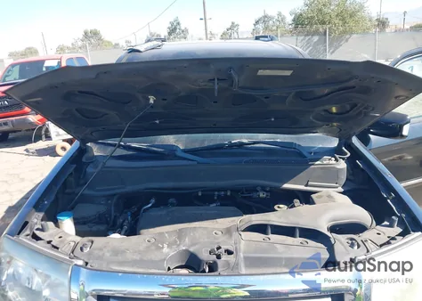 2011 Honda Pilot Touring from USA, damaged, VIN 5FNYF3H94BB038681